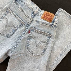 levi’s high waisted crop flare jeans
